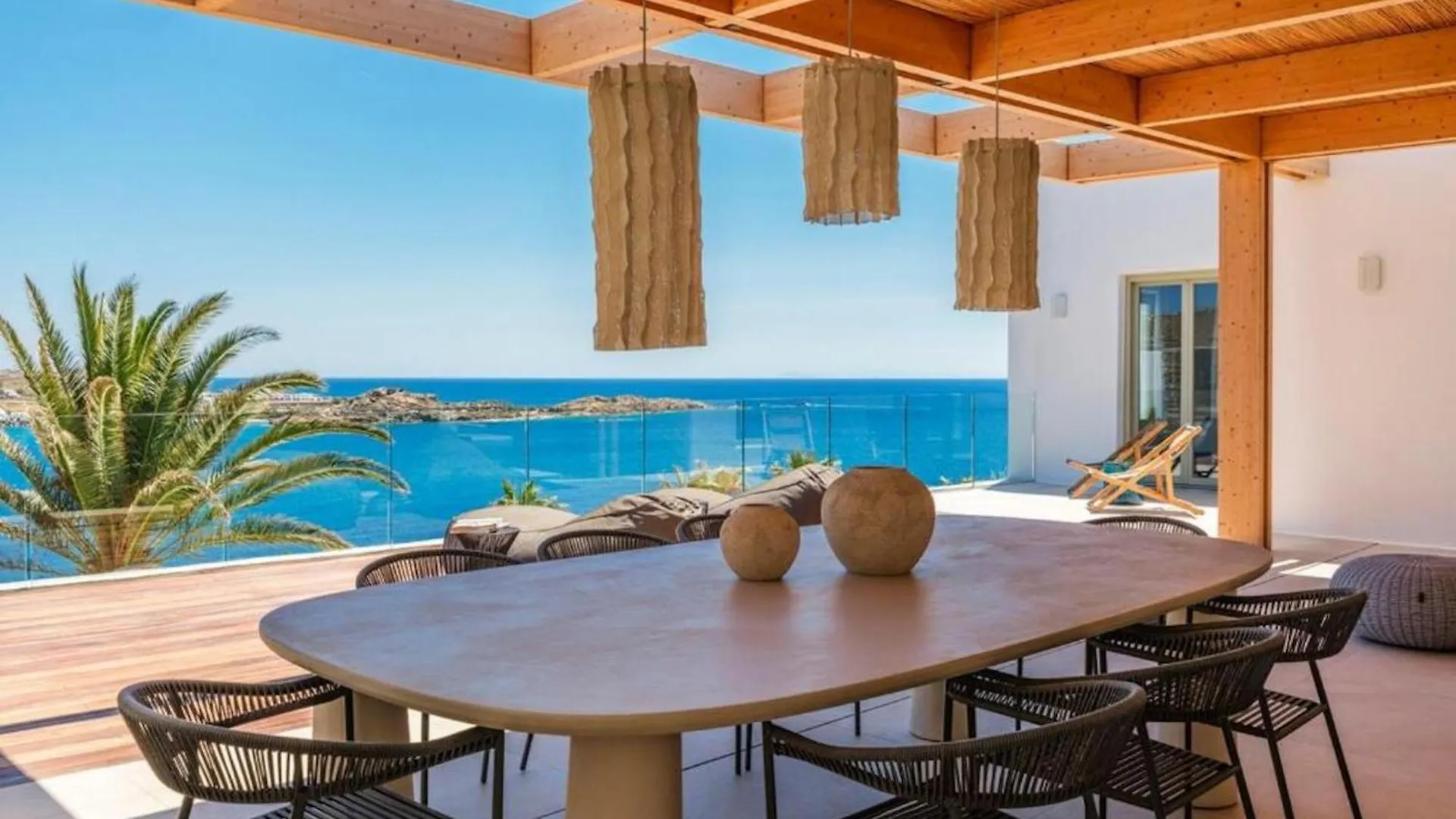 Villa Lilium III - Panoramic View Over Psarou Bay!
