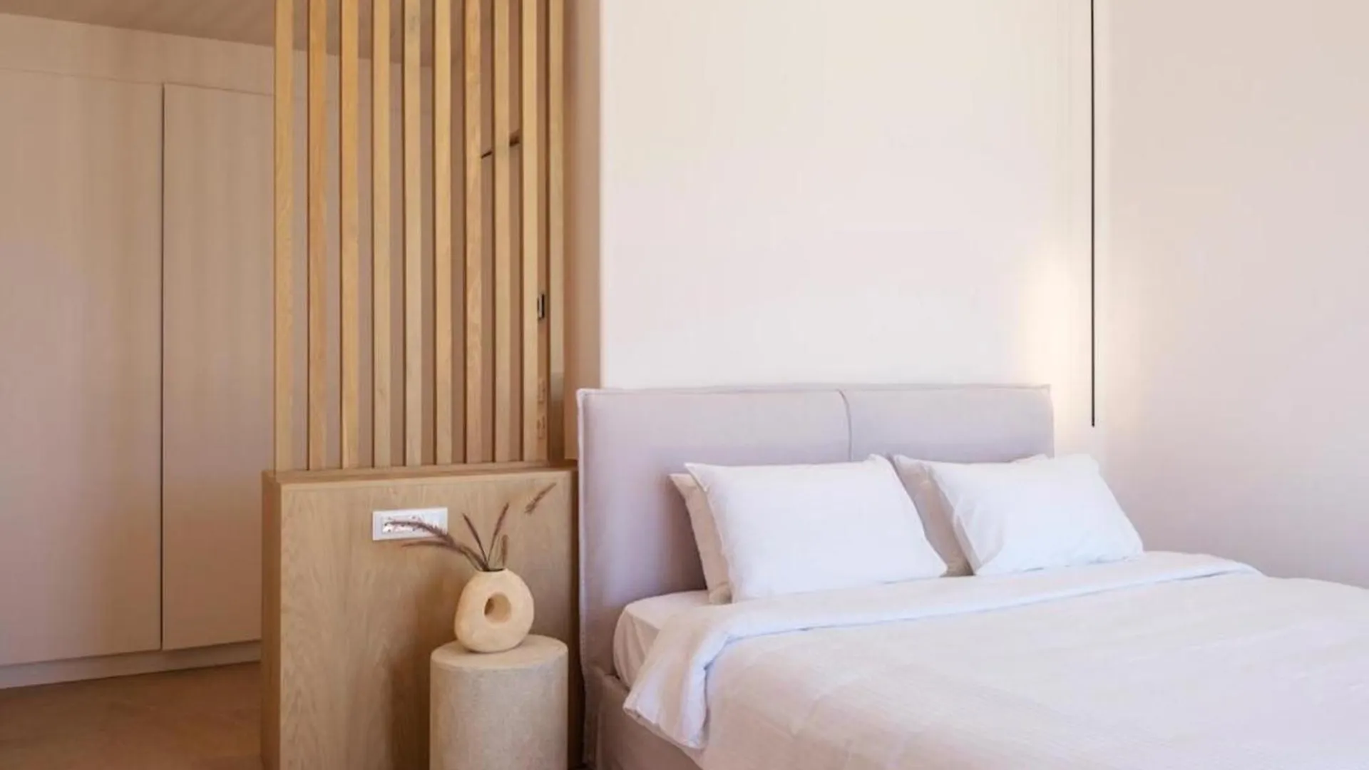Villa Lilium III - Panoramic View Over Psarou Bay!  Psarrou